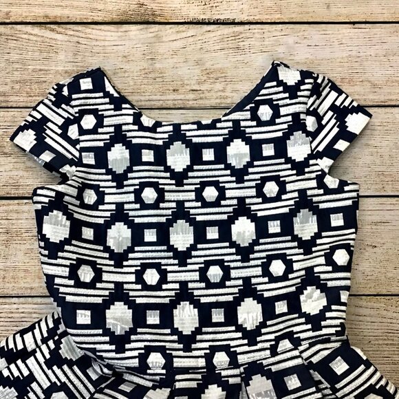 Little Girls Crazy 8 Navy/White/Silver Aztec Print Special Occasion Dress Size 1 - Picture 6 of 9
